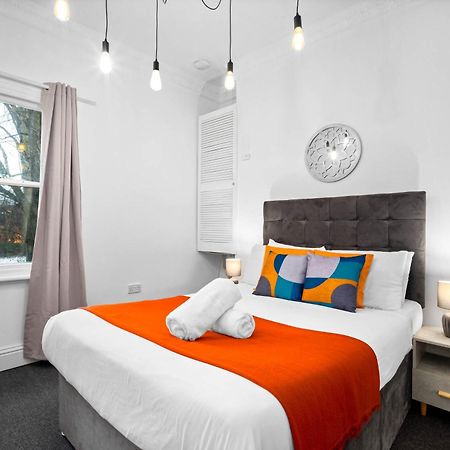 Luxury Apartment - Wolverhampton - Netflix - Smart Tv - Fast Wifi - 7Apc Zewnętrze zdjęcie