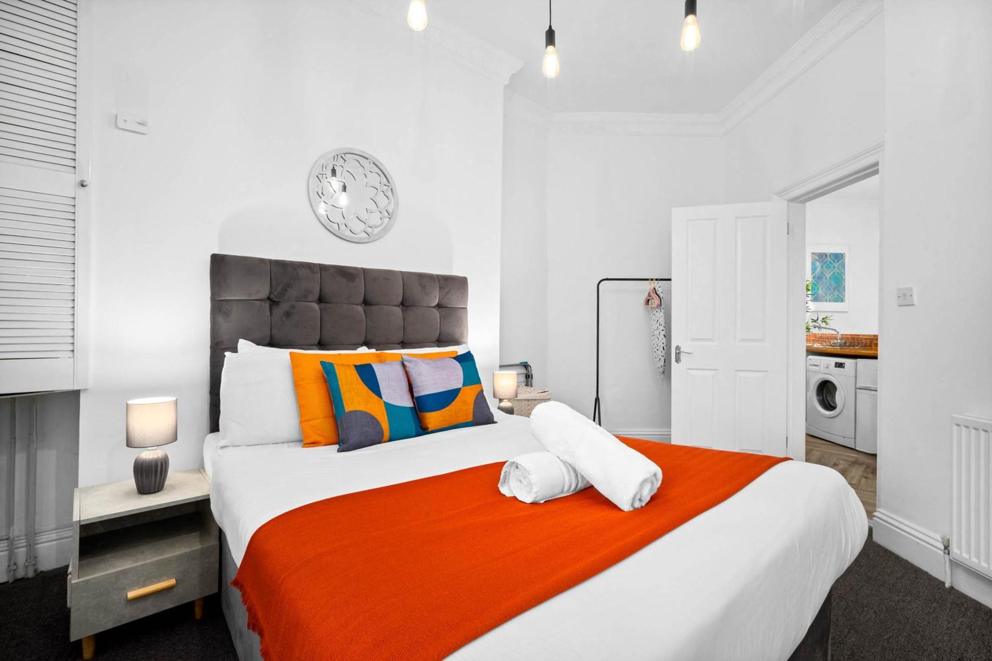 Luxury Apartment - Wolverhampton - Netflix - Smart Tv - Fast Wifi - 7Apc Zewnętrze zdjęcie
