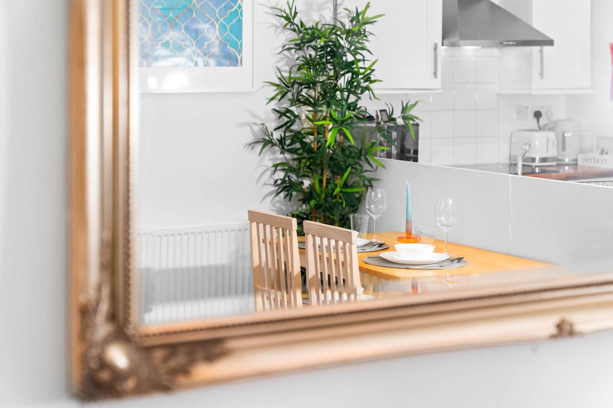 Luxury Apartment - Wolverhampton - Netflix - Smart Tv - Fast Wifi - 7Apc Zewnętrze zdjęcie