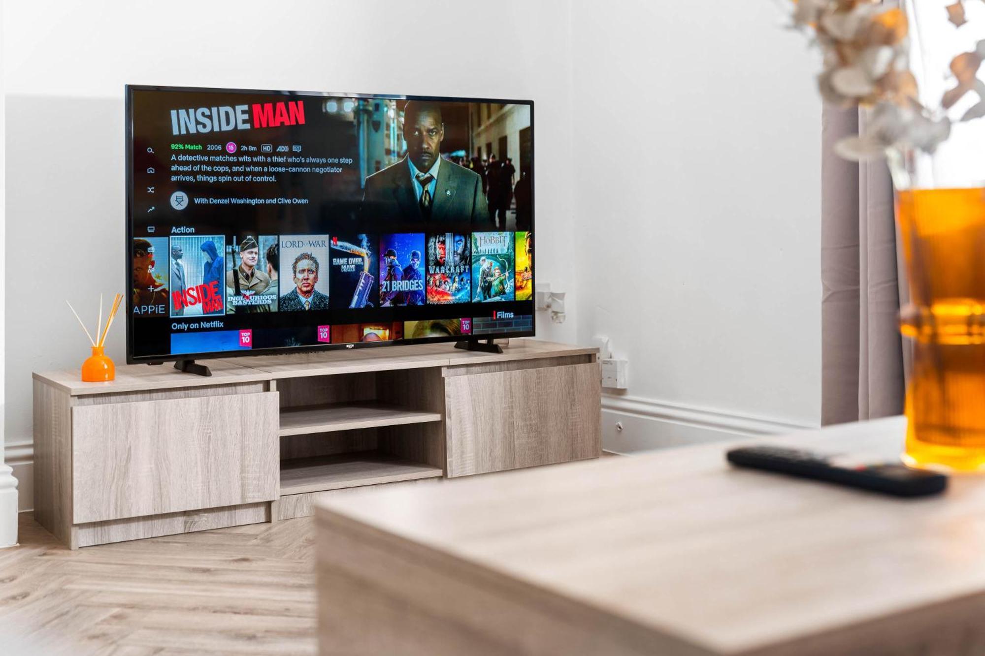 Luxury Apartment - Wolverhampton - Netflix - Smart Tv - Fast Wifi - 7Apc Zewnętrze zdjęcie