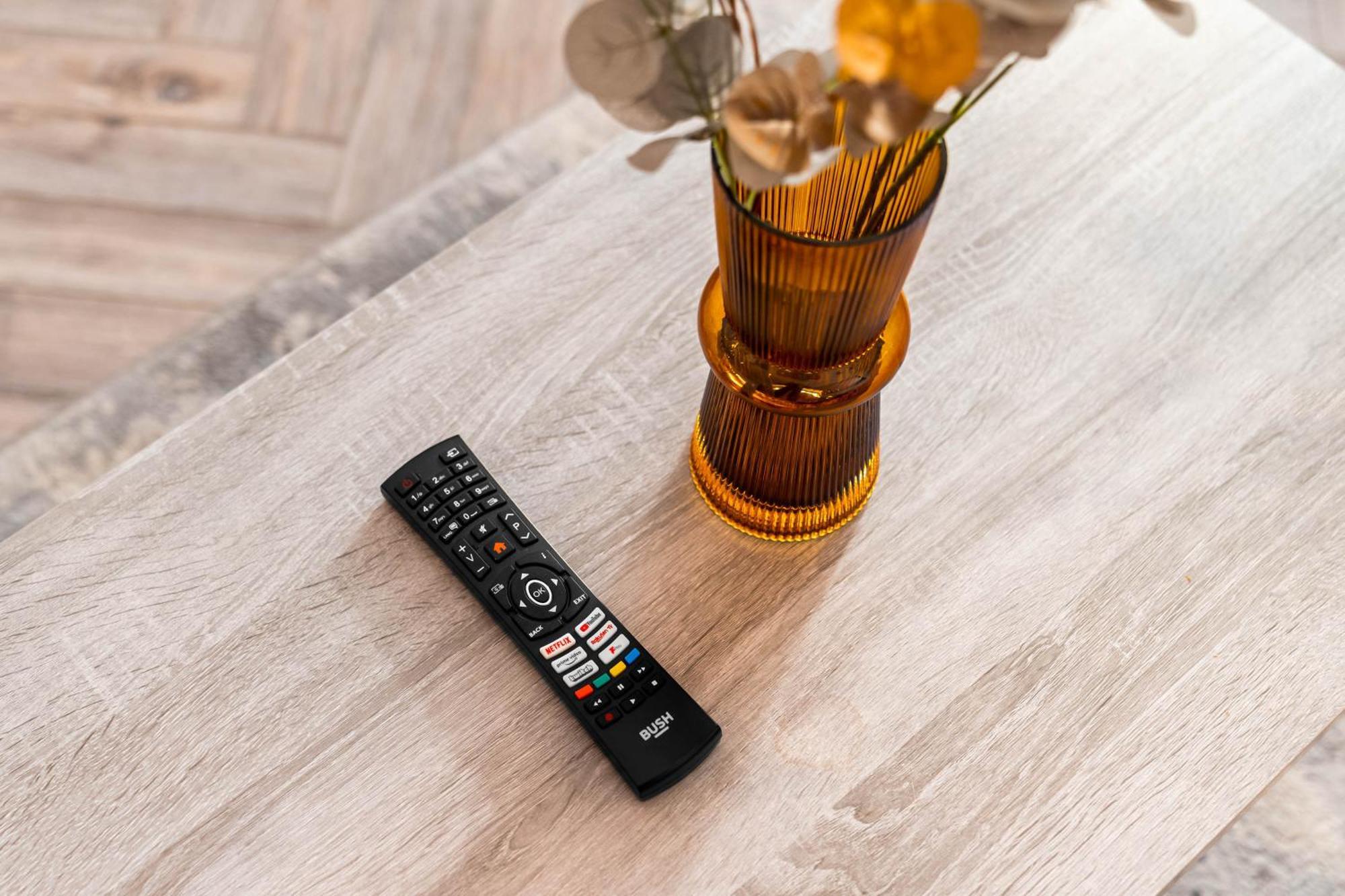 Luxury Apartment - Wolverhampton - Netflix - Smart Tv - Fast Wifi - 7Apc Zewnętrze zdjęcie